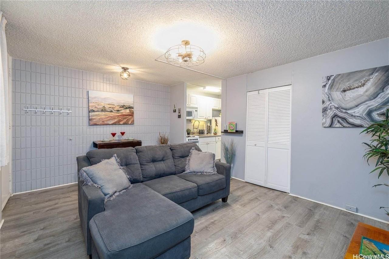 1911 Kalakaua Ave #406 - Photo 2 of 18