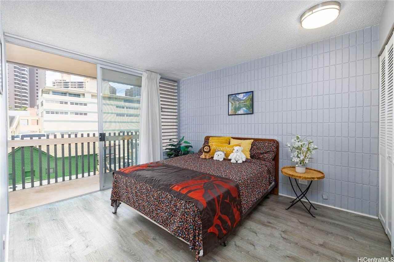 1911 Kalakaua Ave #406 - Photo 6 of 18