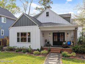690 N Ridge St - Photo 1 of 1