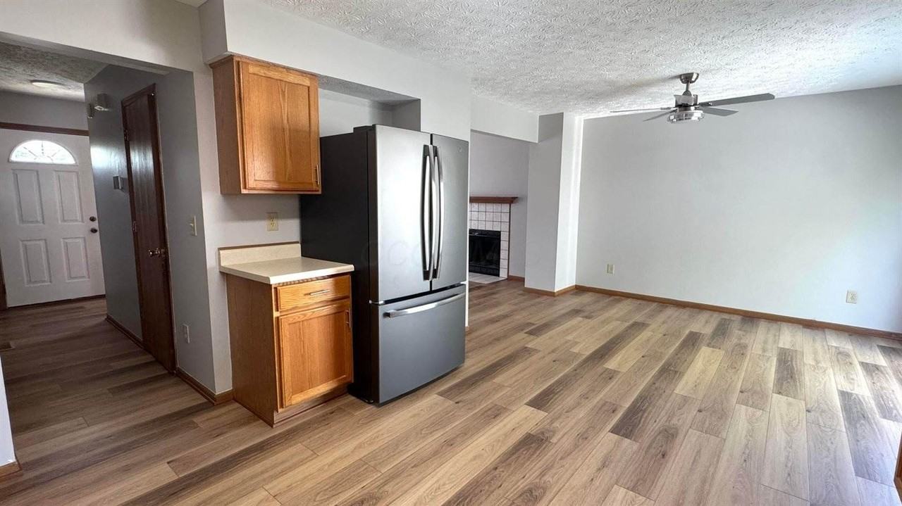 4348 Shady Meadows Dr - Photo 6 of 18