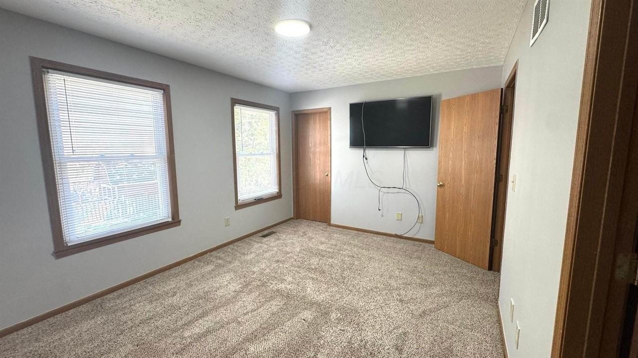 4348 Shady Meadows Dr - Photo 7 of 18