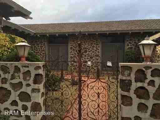 2445 W Pemberton Dr - Photo 2 of 29
