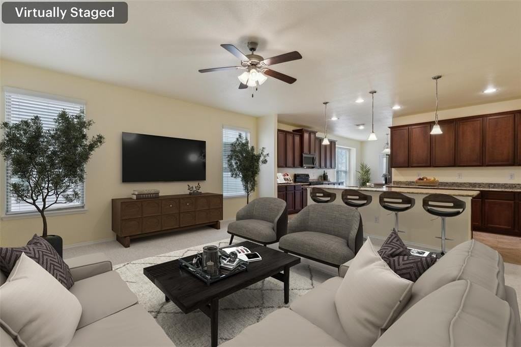 1025 Marietta Ln - Photo 4 of 30