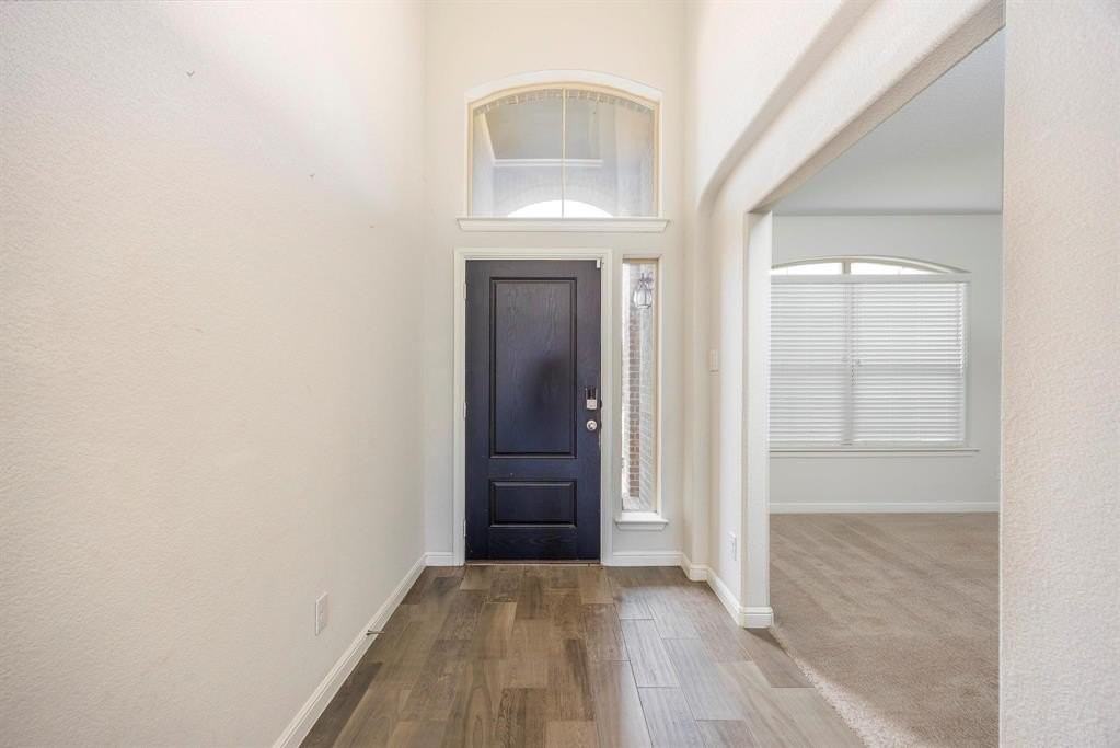 2405 Pumpjack Dr - Photo 3 of 12