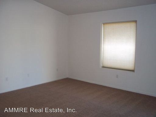 10409 Las Palmas St NW - Photo 3 of 7