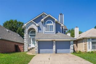 6841 Driffield Cir W - Photo 1 of 1