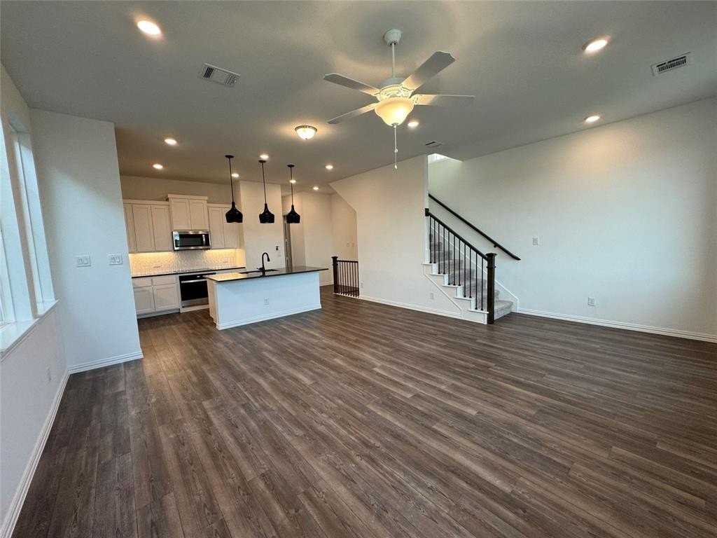 4708 Craymore Rd - Photo 2 of 16