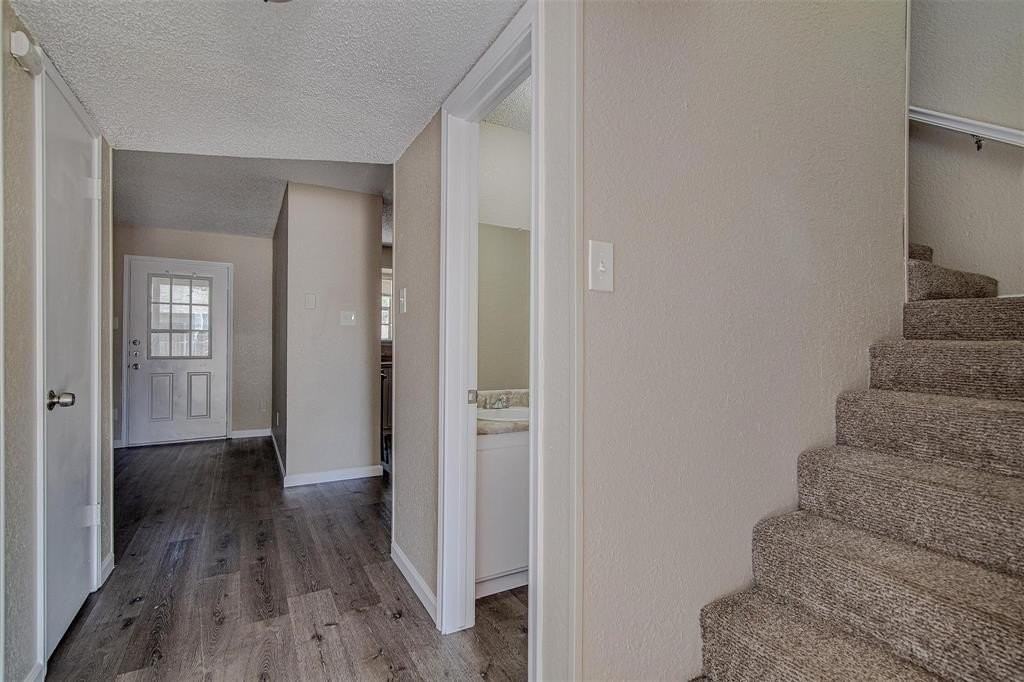 836 Northwest Summercrest Boulevard #B - Photo 3 of 21