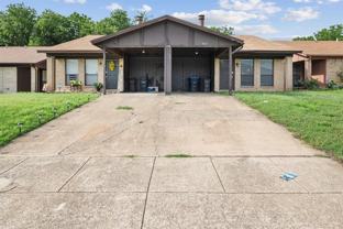 3415 S Meadow Dr - Photo 1 of 1
