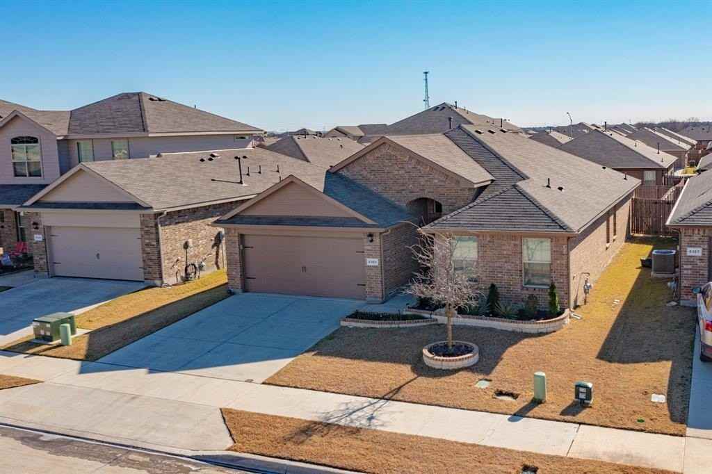 6353 Spokane Dr - Photo 4 of 29