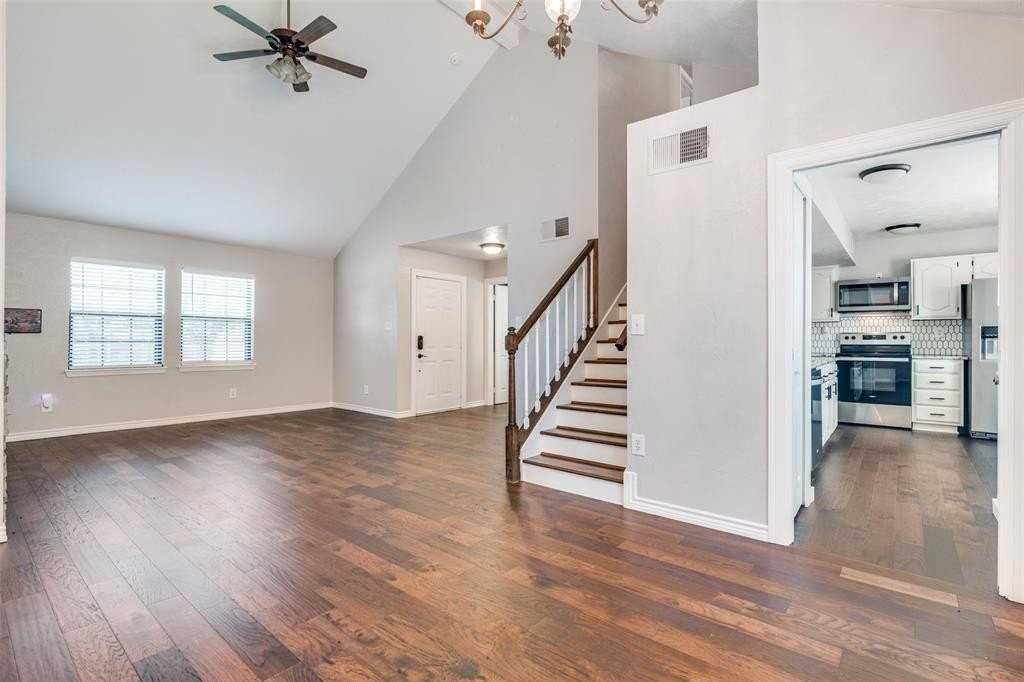 7617 Pebble Beach Dr - Photo 3 of 12