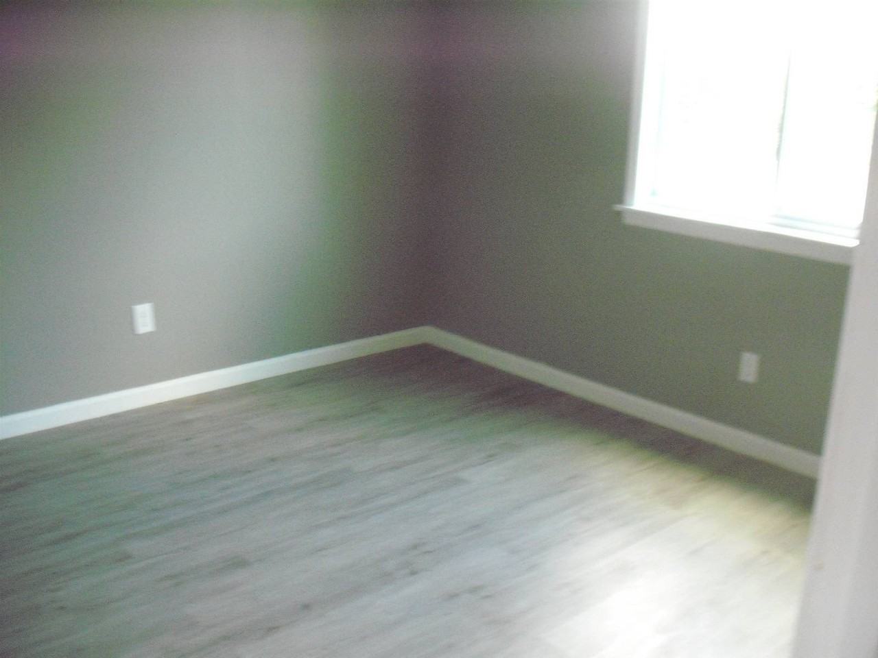 7704 7th Ave S - Photo 7 of 8