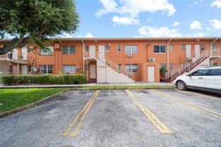 3551 Sw 10th St #8A - Photo 1 of 1