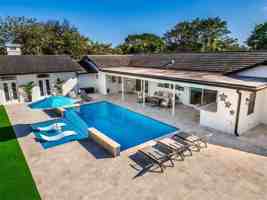 featured image of 3127 Sherwood Blvd