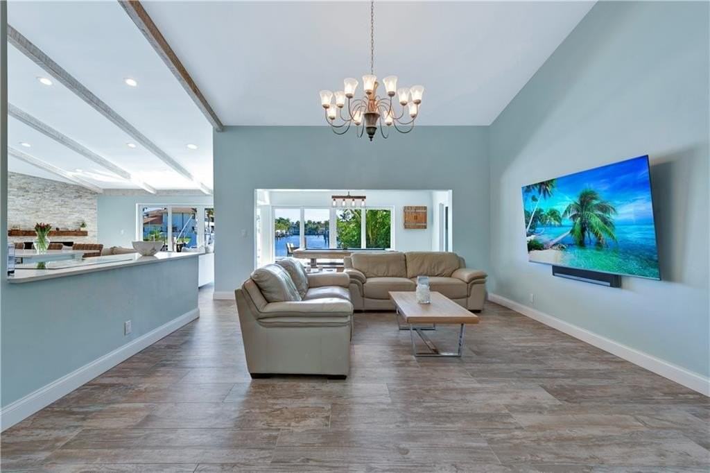 2711 Boone Dr - Photo 5 of 35