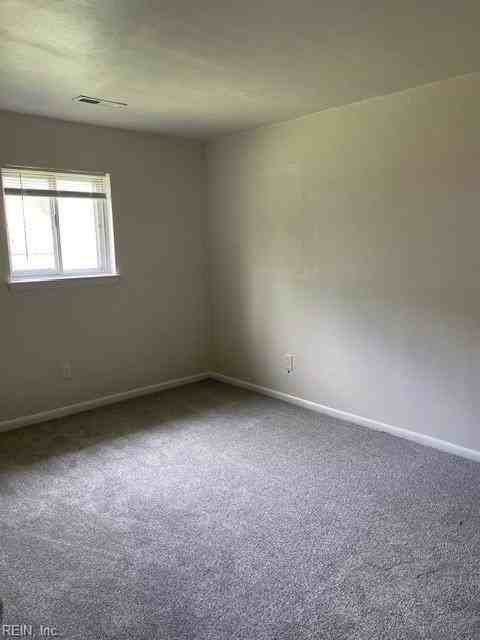 3616 Kingdom Ct - Photo 4 of 10