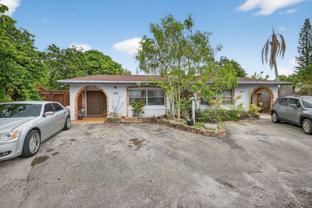 6133 Sw 5th St - Photo 1 of 1