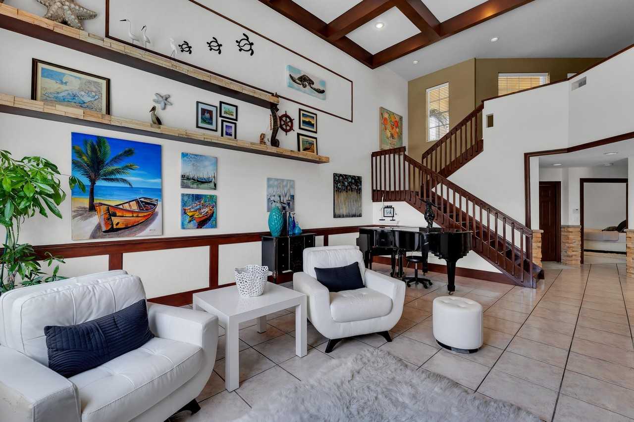 6362 Brava Way - Photo 5 of 50