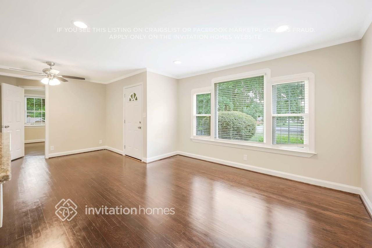 513 American Rd - Photo 5 of 29