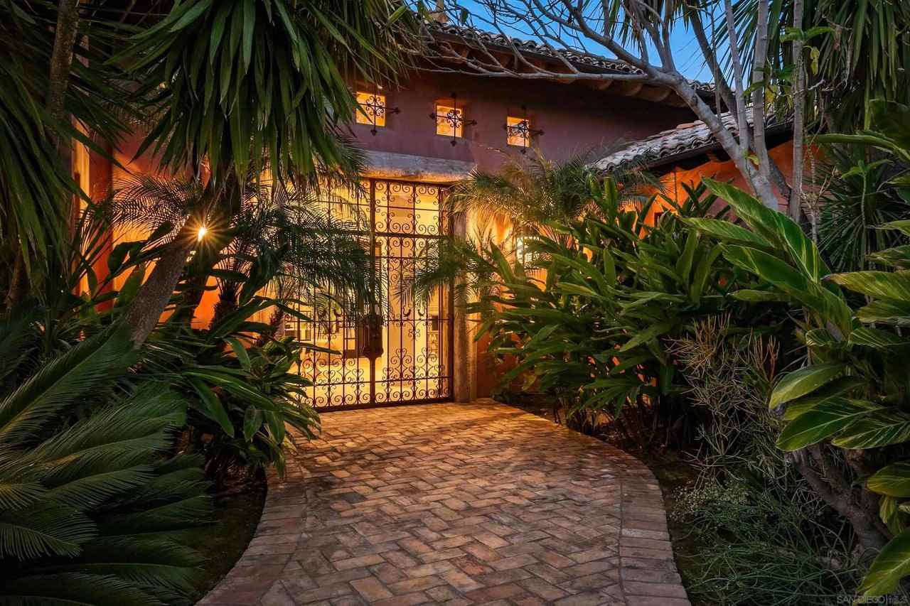 17116 Paseo Hermosa - Photo 7 of 50