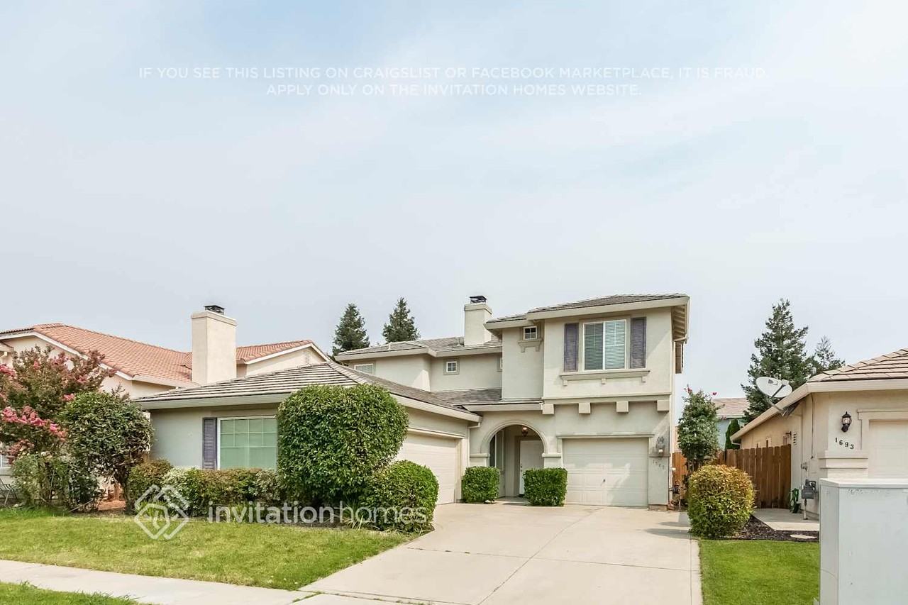 1687 Presidio Way - Photo 2 of 9