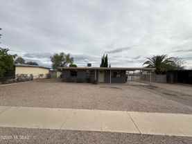 7310 E Marigold Cir - Photo 1 of 1