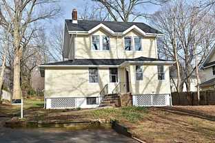 472 Teaneck Rd - Photo 1 of 1