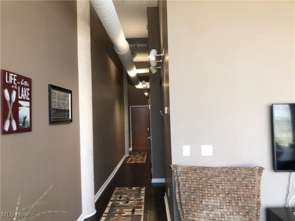 401 W Shoreline Dr - Photo 6 of 27