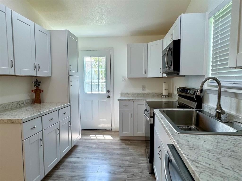 5777 County Road 927 - Photo 2 of 40