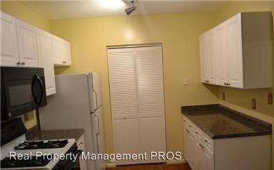 20332 Beechwood Terrace #203 - Photo 3 of 19