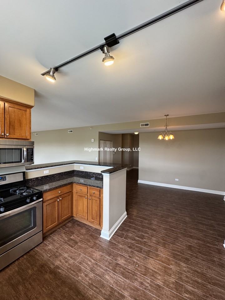 2 Itasca Pl #419N - Photo 6 of 20