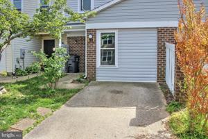 featured image of 46357 Columbus Dr ##702