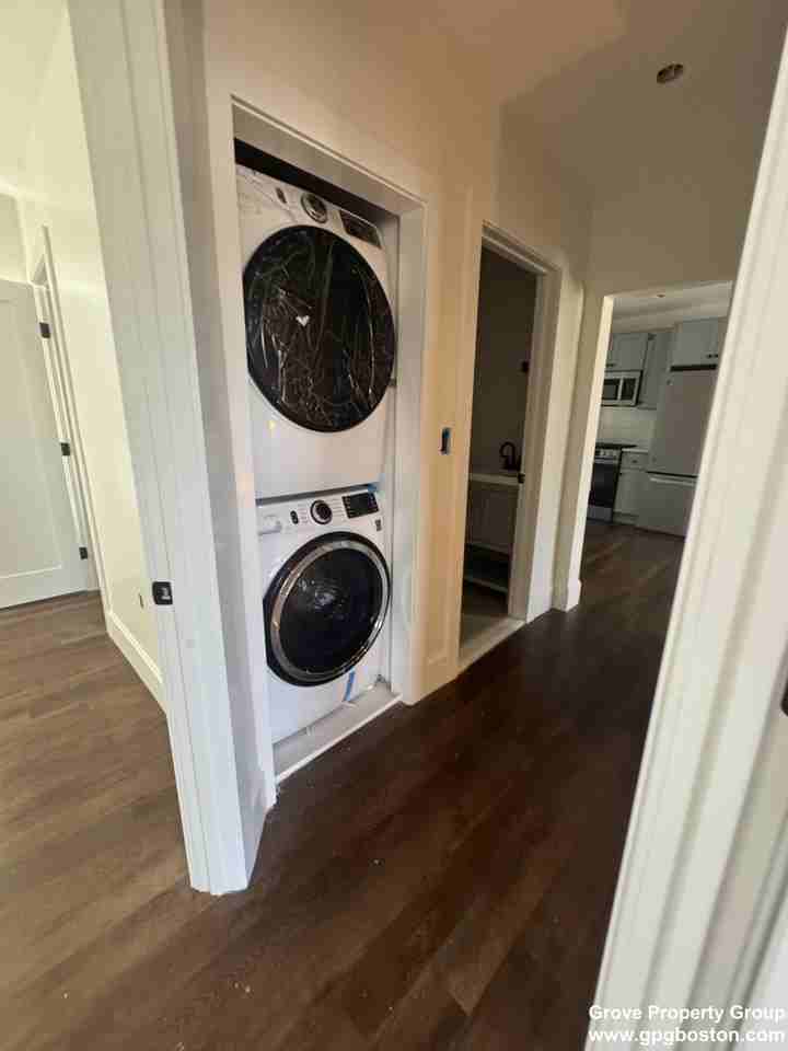 10 Hunting St #1 - Photo 6 of 9