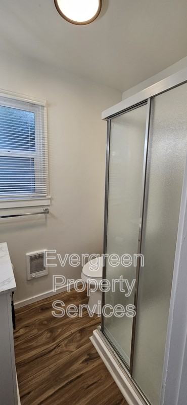 3138 Sacramento St - Photo 5 of 7