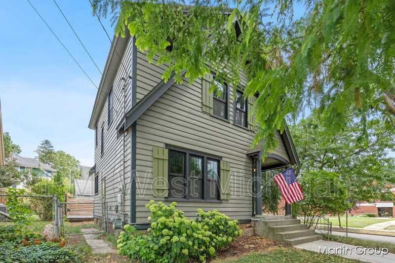 40 Auburn Ave Ne - Photo 3 of 40