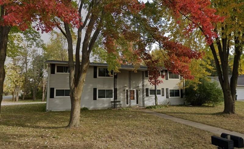 673 W Factory St - Photo 2 of 2