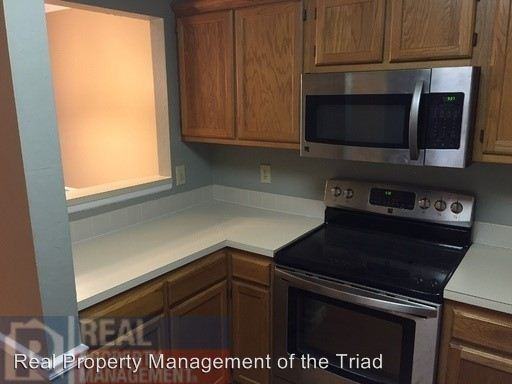 12 Cedar Knoll Dr - Photo 3 of 12