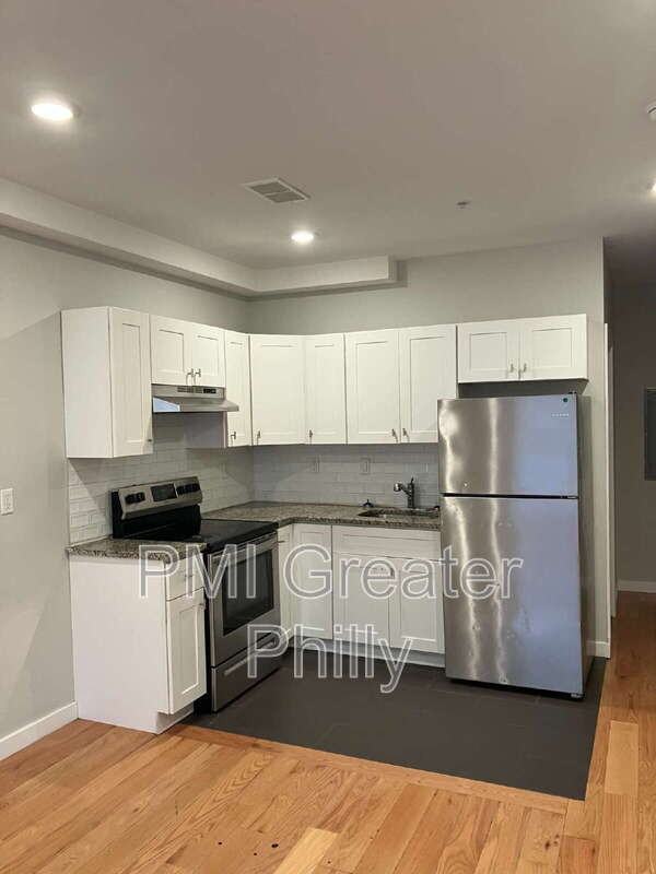 332 N 62nd St #1stFL - Photo 2 of 14