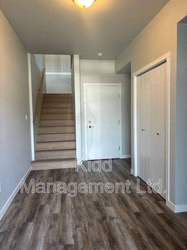 209a Prince George Drive - Photo 2 of 18