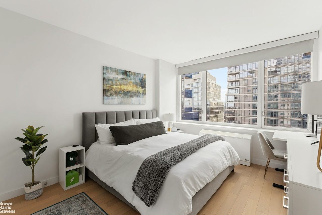 22 N 6Th St - Photo 3 of 3