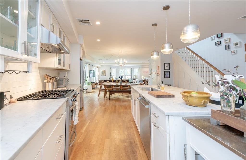 400 Warburton Ave - Photo 2 of 4