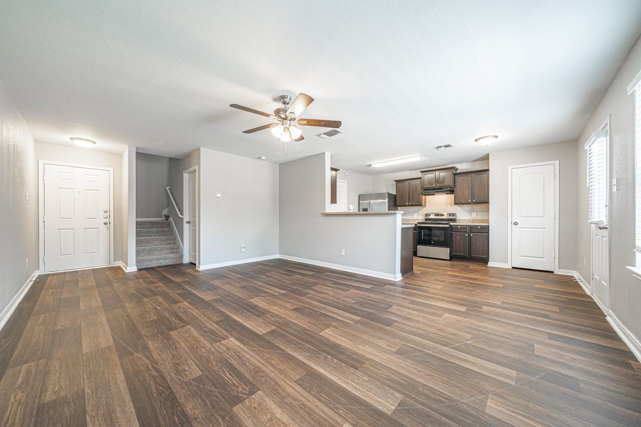 3607 Southton Vw - Photo 3 of 15