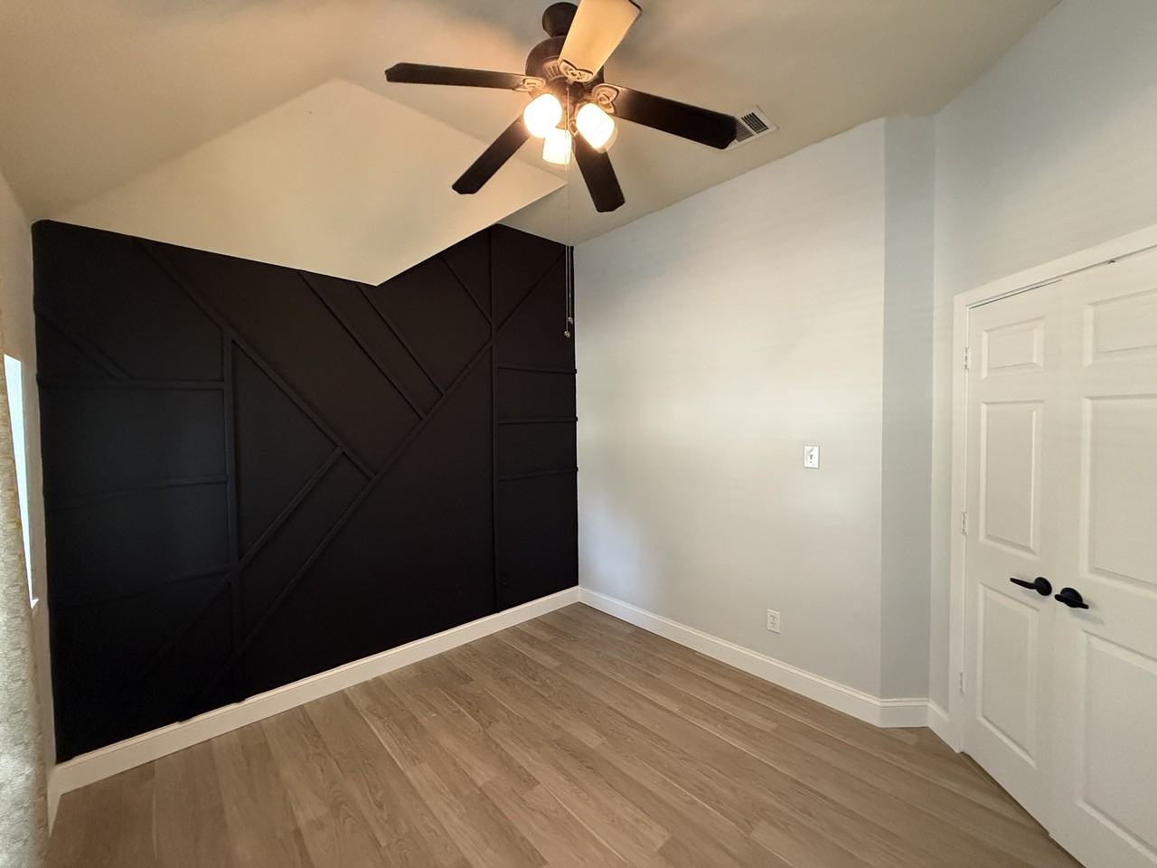 9813 Hedge Bell Dr - Photo 2 of 19