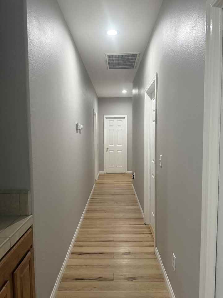 1160 Hamlin Way #NA - Photo 3 of 8