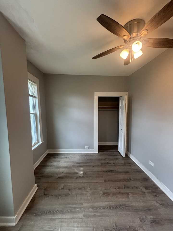 7308 S Kenwood Ave - Photo 3 of 7