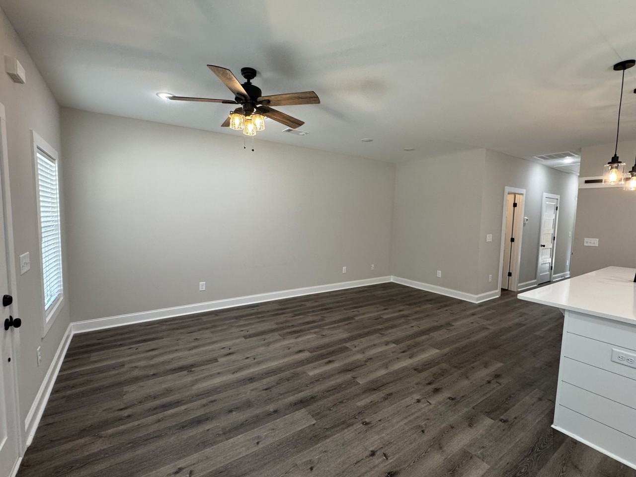 308 Burns Ave - Photo 3 of 24