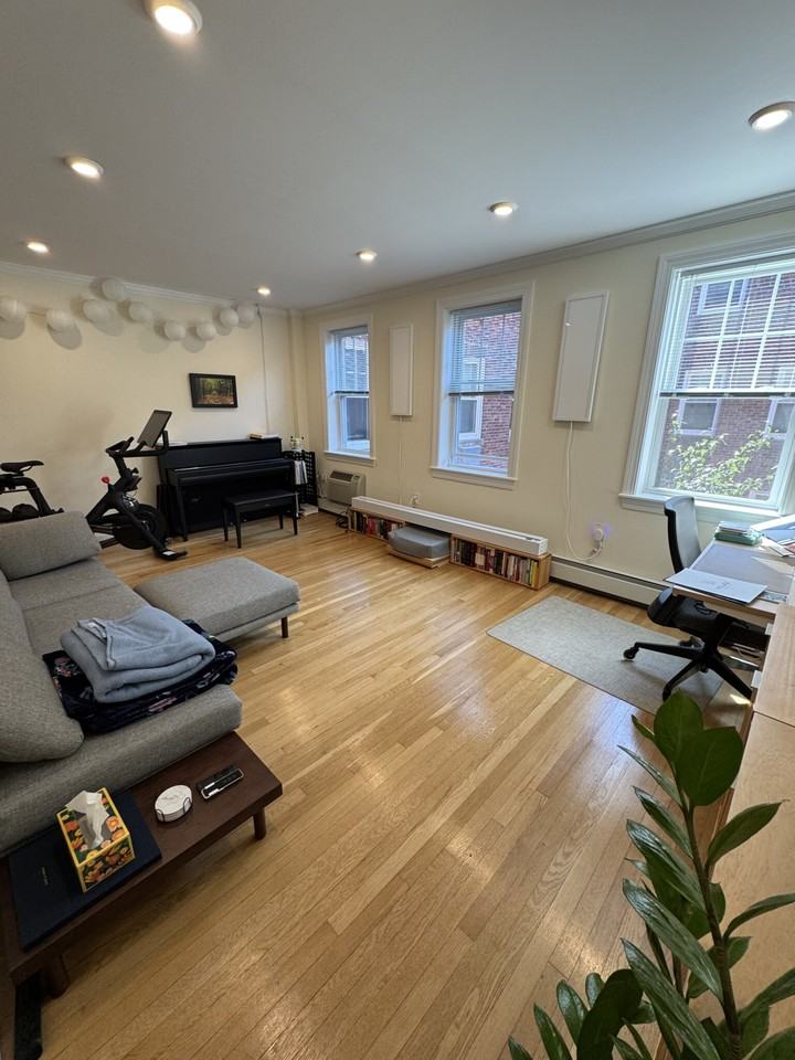 34 Harris St #3