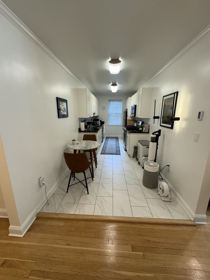 34 Harris St #3 - Photo 4 of 9