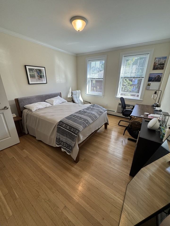 34 Harris St #3 - Photo 5 of 9