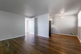 2528 E 6th St #05 - Photo 1 of 1